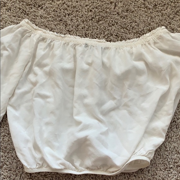Off the shoulder top - Picture 3 of 3